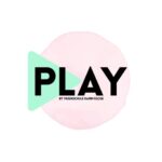 Logo mit grünem Play-Symbol, Aufschrift PLAY, rosa Kreis im Hintergrund.